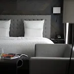 Pullman Old Town - Renovated 2025 Hotel