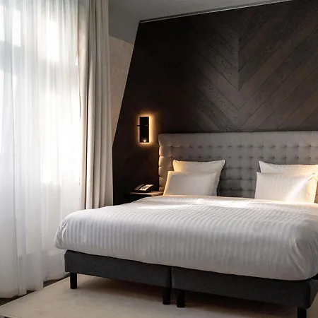 Pullman Old Town - Renovated 2025 فندق ريغا