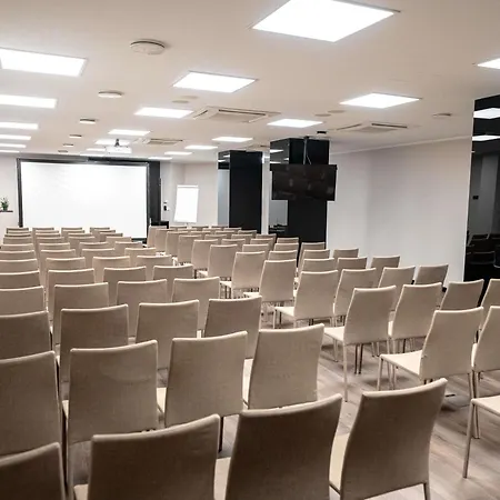 Pullman Old Town - Renovated 2025 5*