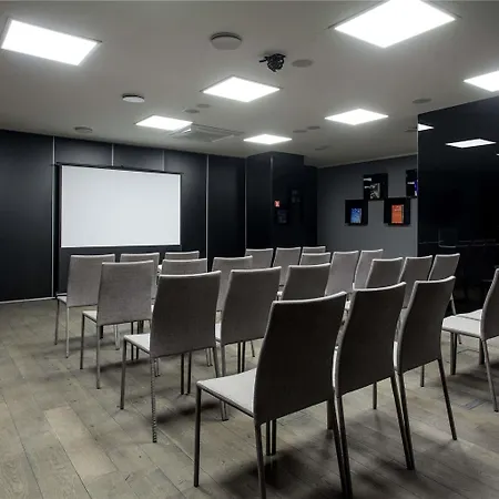 Pullman Old Town - Renovated 2025 Hotel