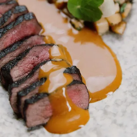 Pullman Old Town - Renovated 2025