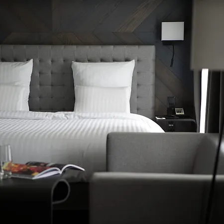 Pullman Old Town - Renovated 2025 Hotel