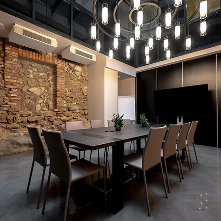 Pullman Old Town - Renovated 2025 Hotel