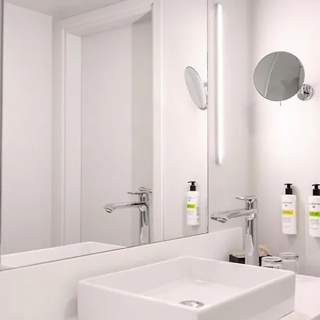 Pullman Old Town - Renovated 2025 Hotel