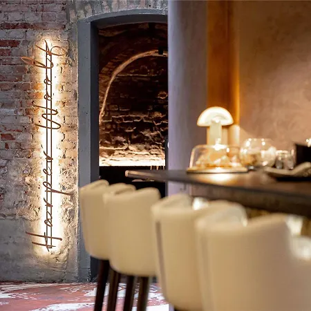 Pullman Old Town - Renovated 2025 Hotel