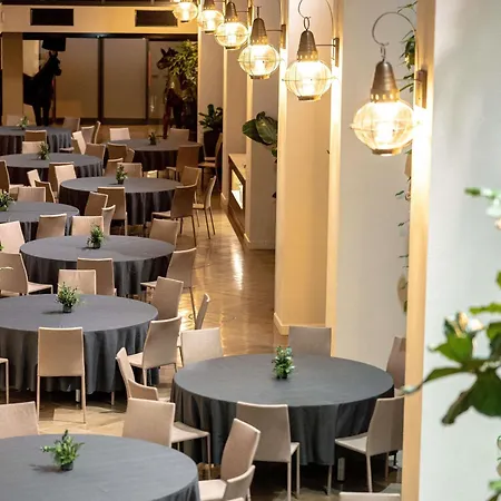 Hotel Pullman Old Town - Renovated 2025