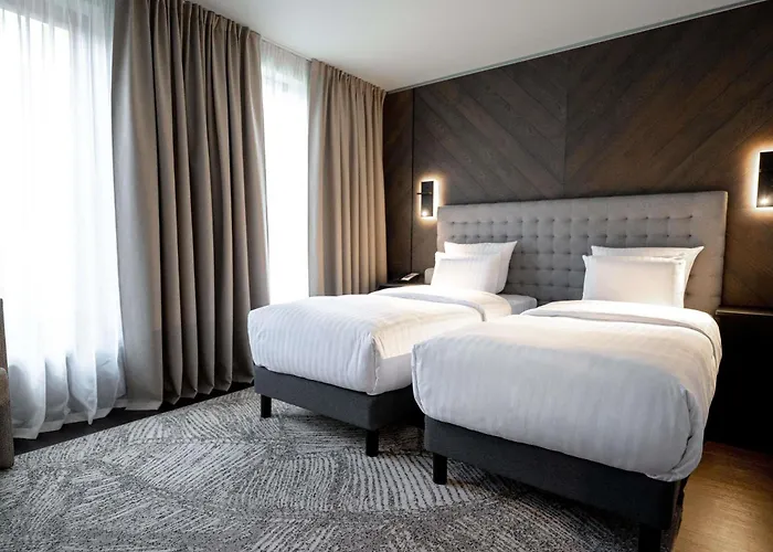 ホテル Pullman Old Town - Renovated 2025 5*