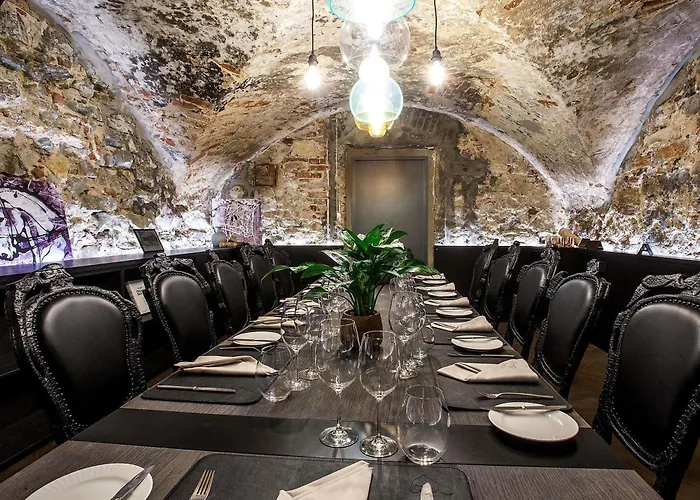 Pullman Old Town - Renovated 2025 ホテル